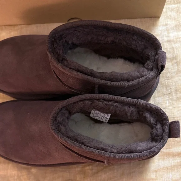 UGG Ultra Mini Platform - Picture 9 of 17